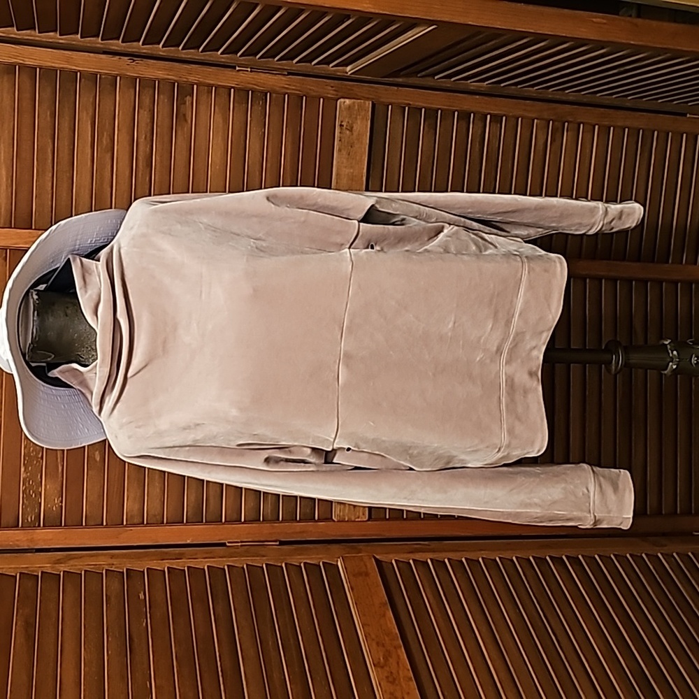 PrAna textured long sleeved 100% Cotton Pullover